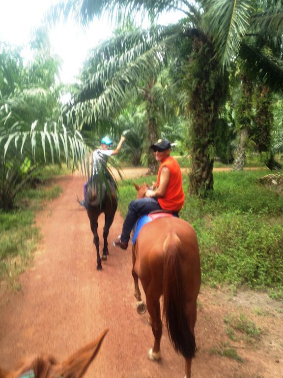 Hs Farm Waterpark Muar Bagian luar foto
