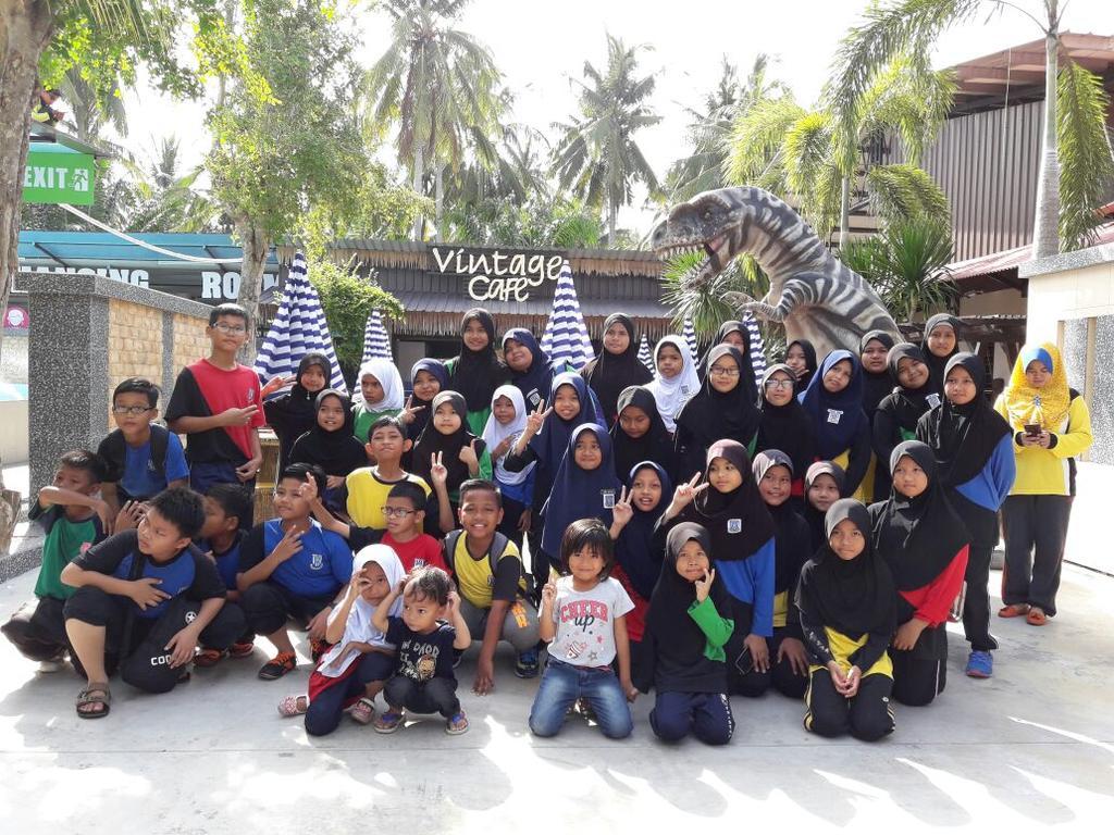 Hs Farm Waterpark Muar Bagian luar foto